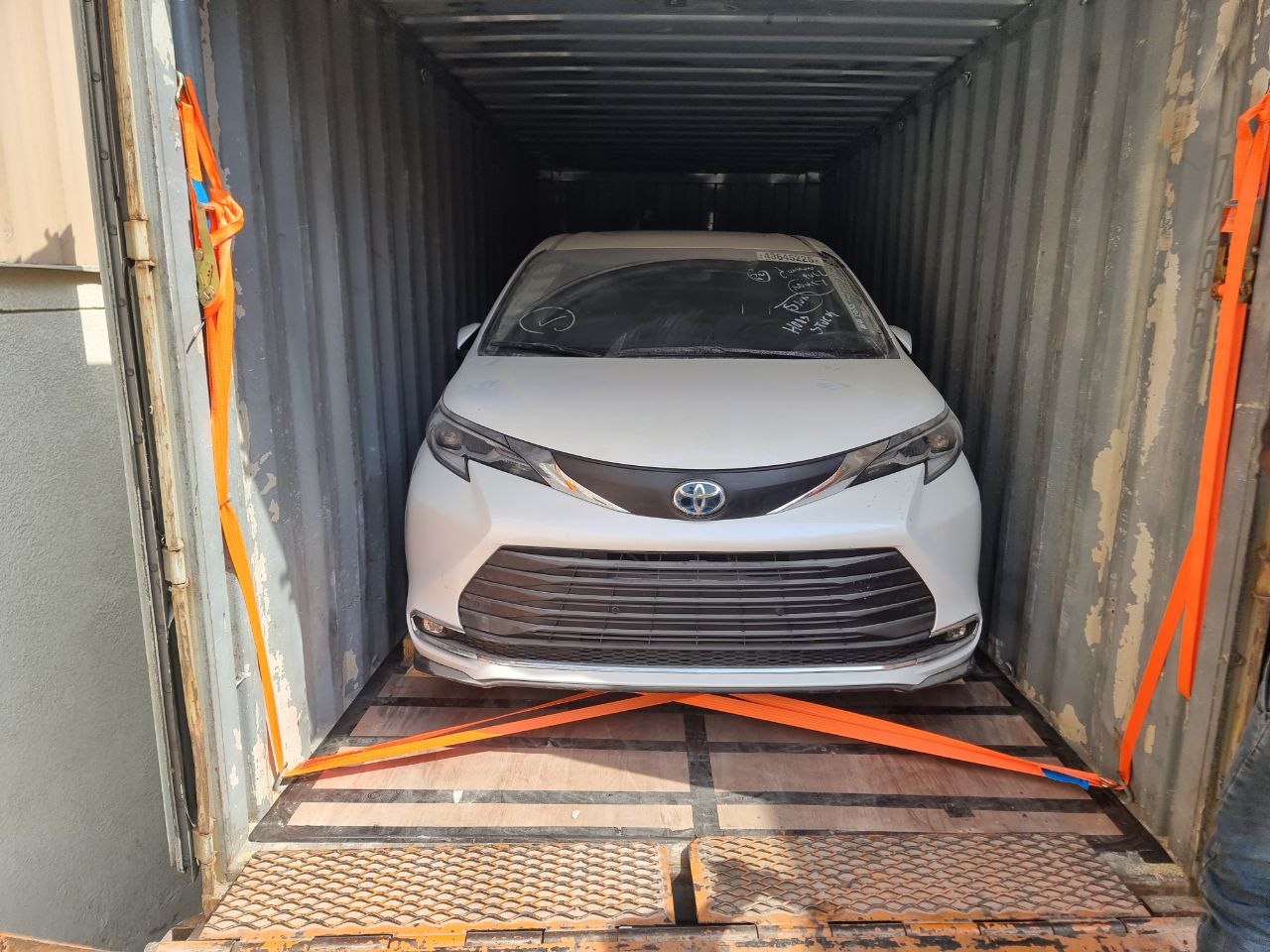 Контейнерная доставка 2